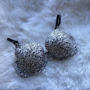 Victoria’s Secret Lined Demi Black Leopard Print Bra Women’s Size 34DD